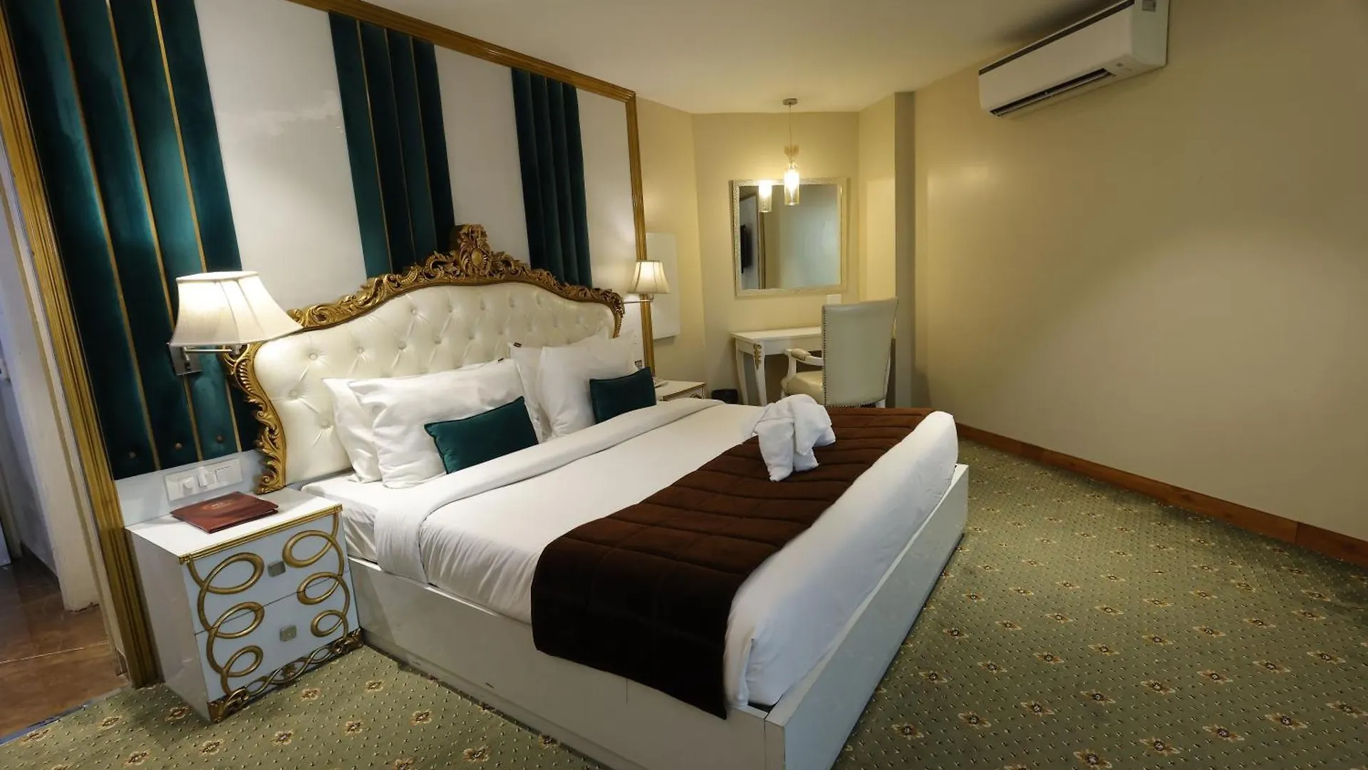 Airport Hotel Ramhan Palace Mahipalpur New Delhi